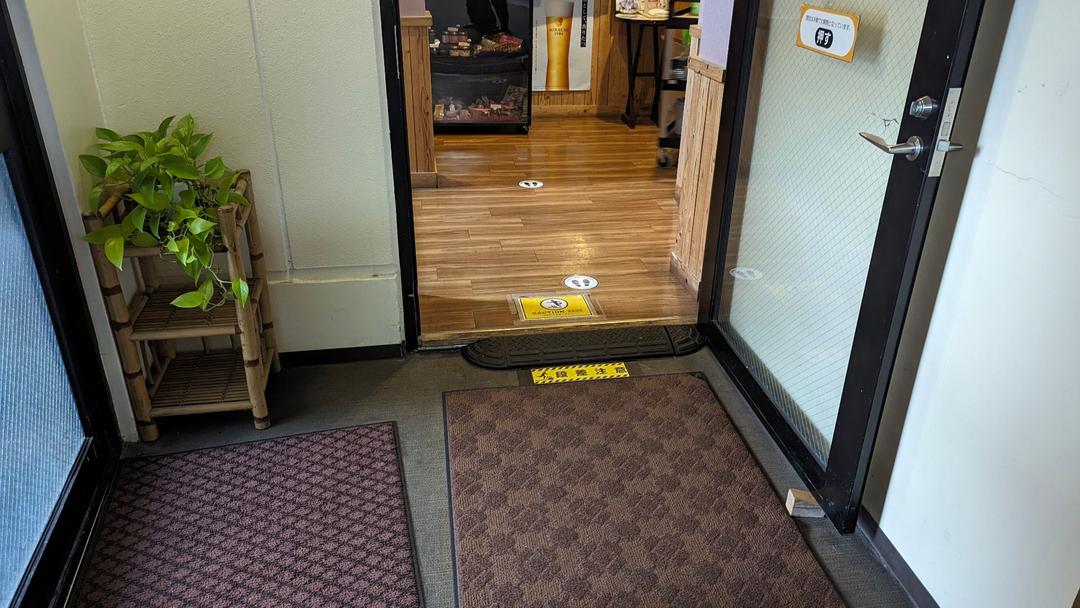 バイキング会場手前通路