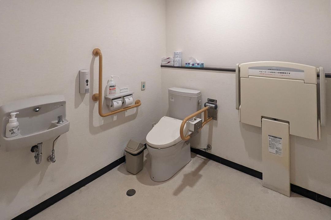 バイキング会場共用トイレ