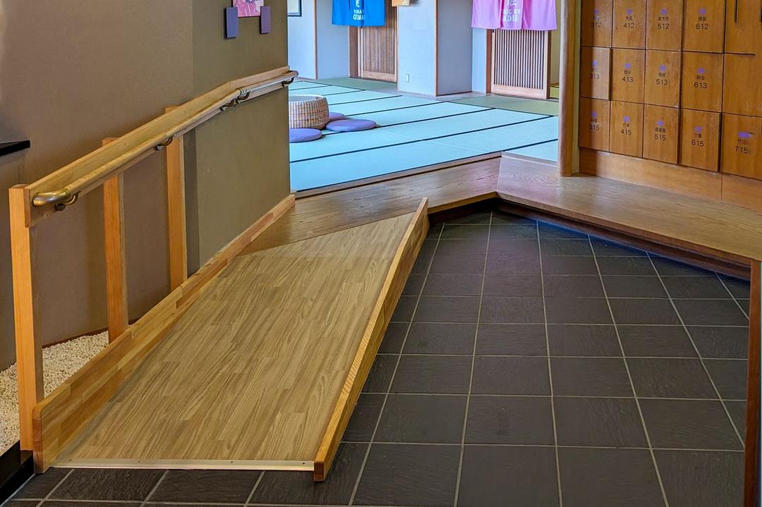 大浴場入口スロープ