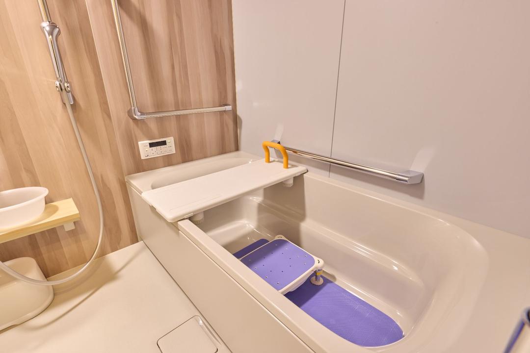浴室貸出用備品(バスボード、滑り止めマット、浴槽台)